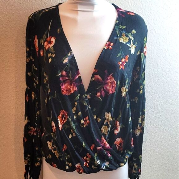 LOVESTITCH Deep V Neck Blouse - Picture 1 of 7